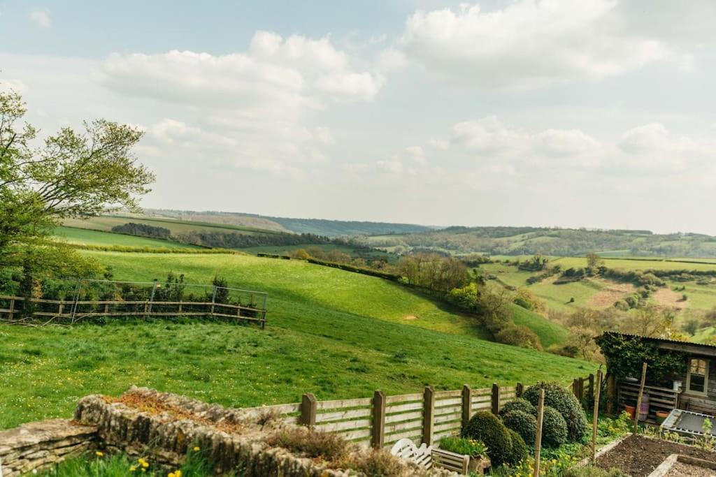 Romantic Country Annex With Views - 10 Min To Bath Cold Ashton Exterior photo