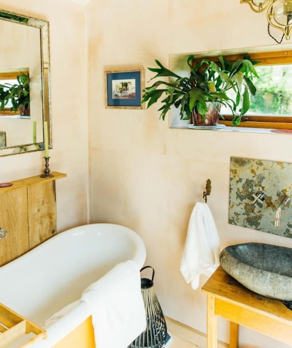 Romantic Country Annex With Views - 10 Min To Bath Cold Ashton Exterior photo
