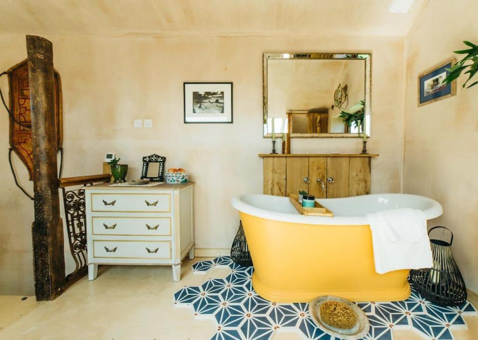 Romantic Country Annex With Views - 10 Min To Bath Cold Ashton Exterior photo